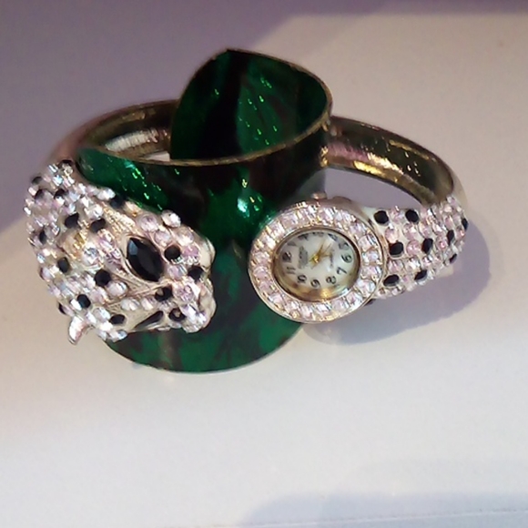 Bracelet's - Picture 1 of 2